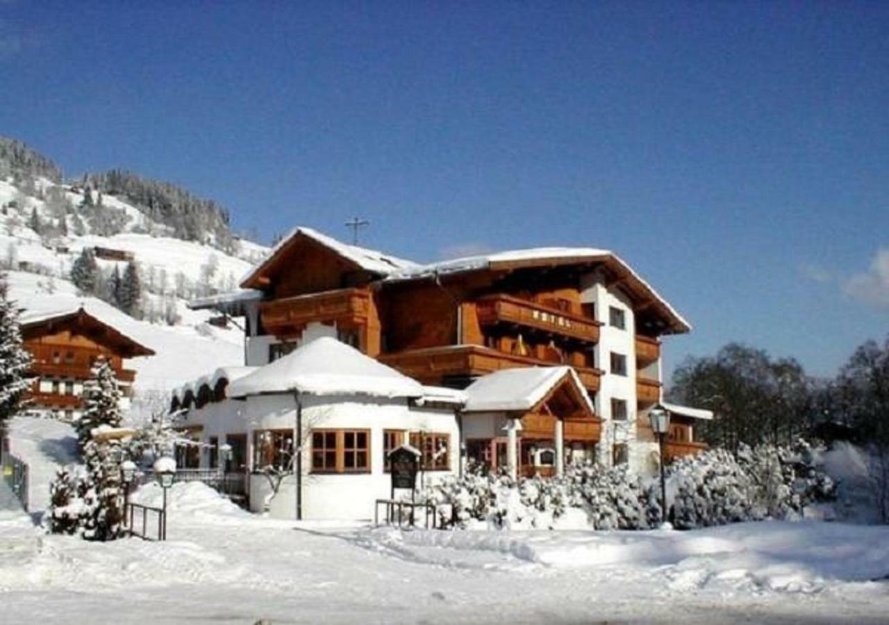 Alpenhotel Wildschoenau B&B エクステリア 写真